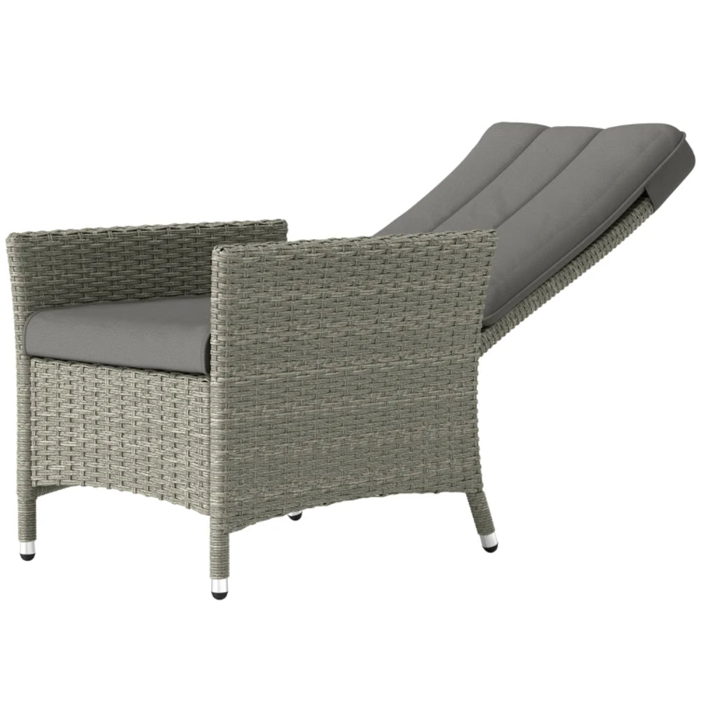 Outsunny 105&deg;-150&deg; Reclining Rattan Chair