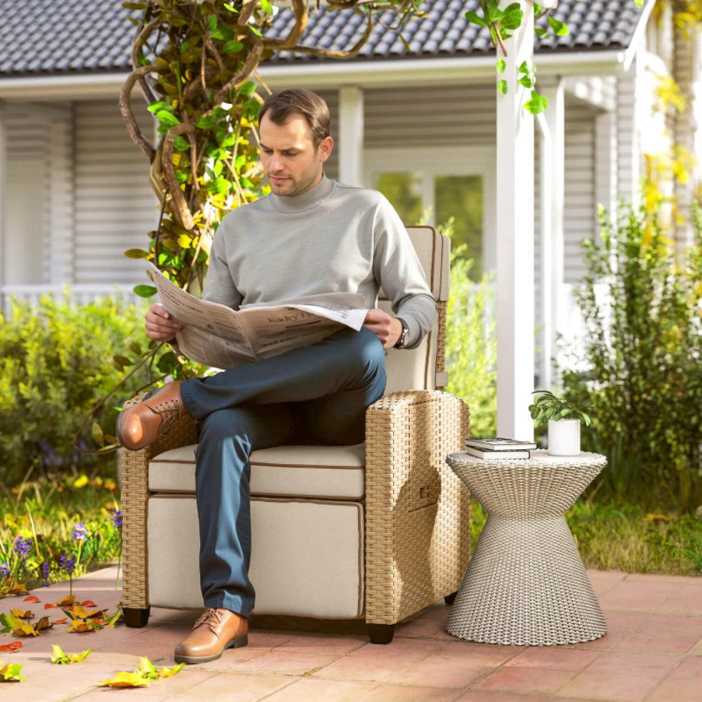 Outsunny 145&deg; Reclining Rattan Armchair, with Footrest
