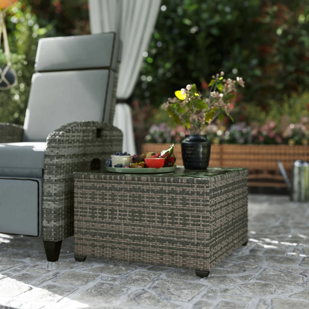 Outsunny 62 x 62cm Glass-Top Rattan Side Table