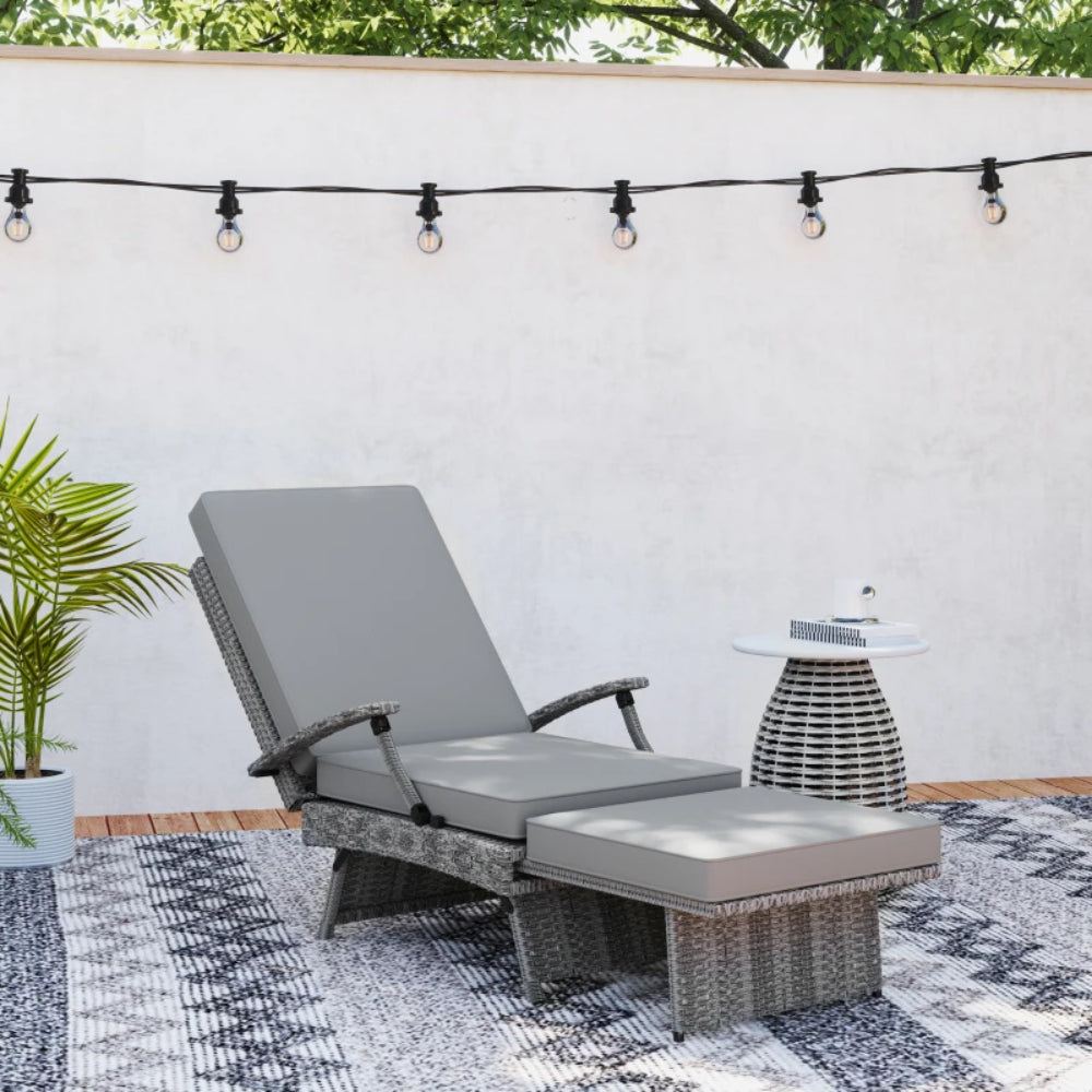 Outsunny 80&deg; Reclining Rattan Lounger - Grey