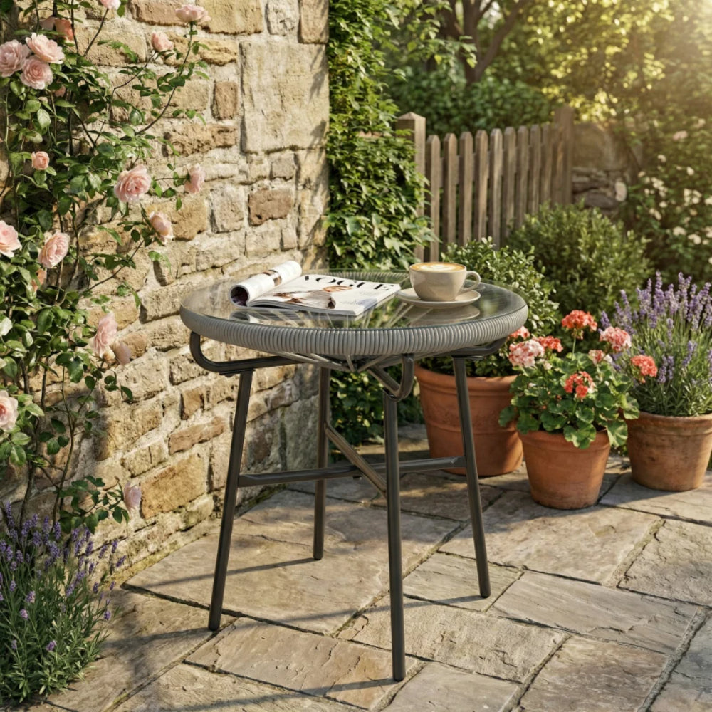 Outsunny Rattan Side Table, Round Outdoor Coffee Table, with Round PE Rattan and Tempered Glass Tabletop for Patio, Garden, Balcony